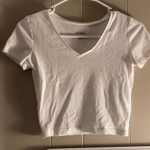 White cropped tee